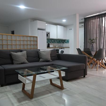 J & E Malaga Center Apartamentos Екстериор снимка