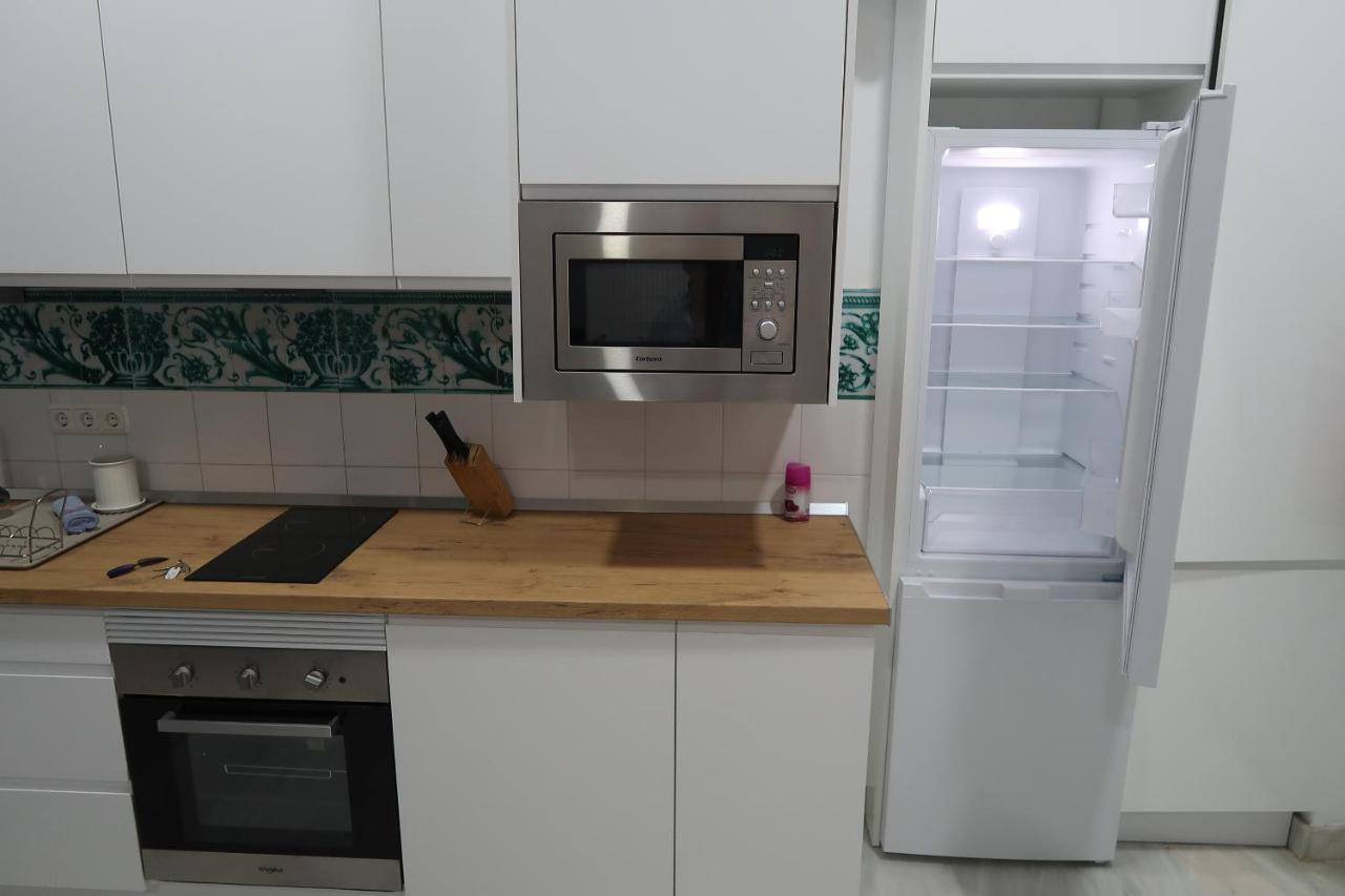 J & E Malaga Center Apartamentos Екстериор снимка