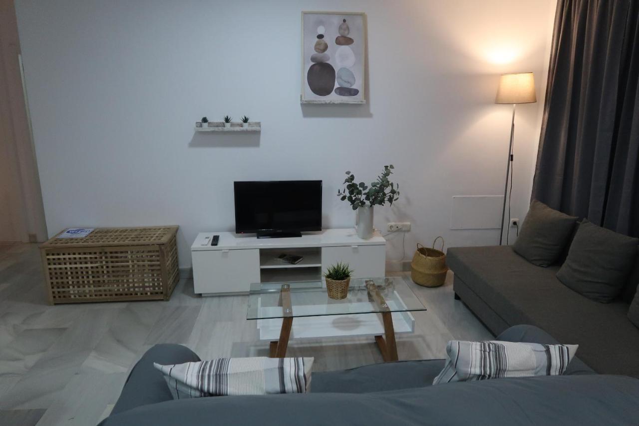 J & E Malaga Center Apartamentos Екстериор снимка