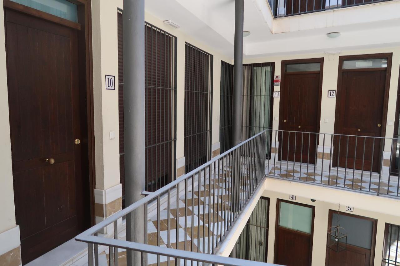 J & E Malaga Center Apartamentos Екстериор снимка