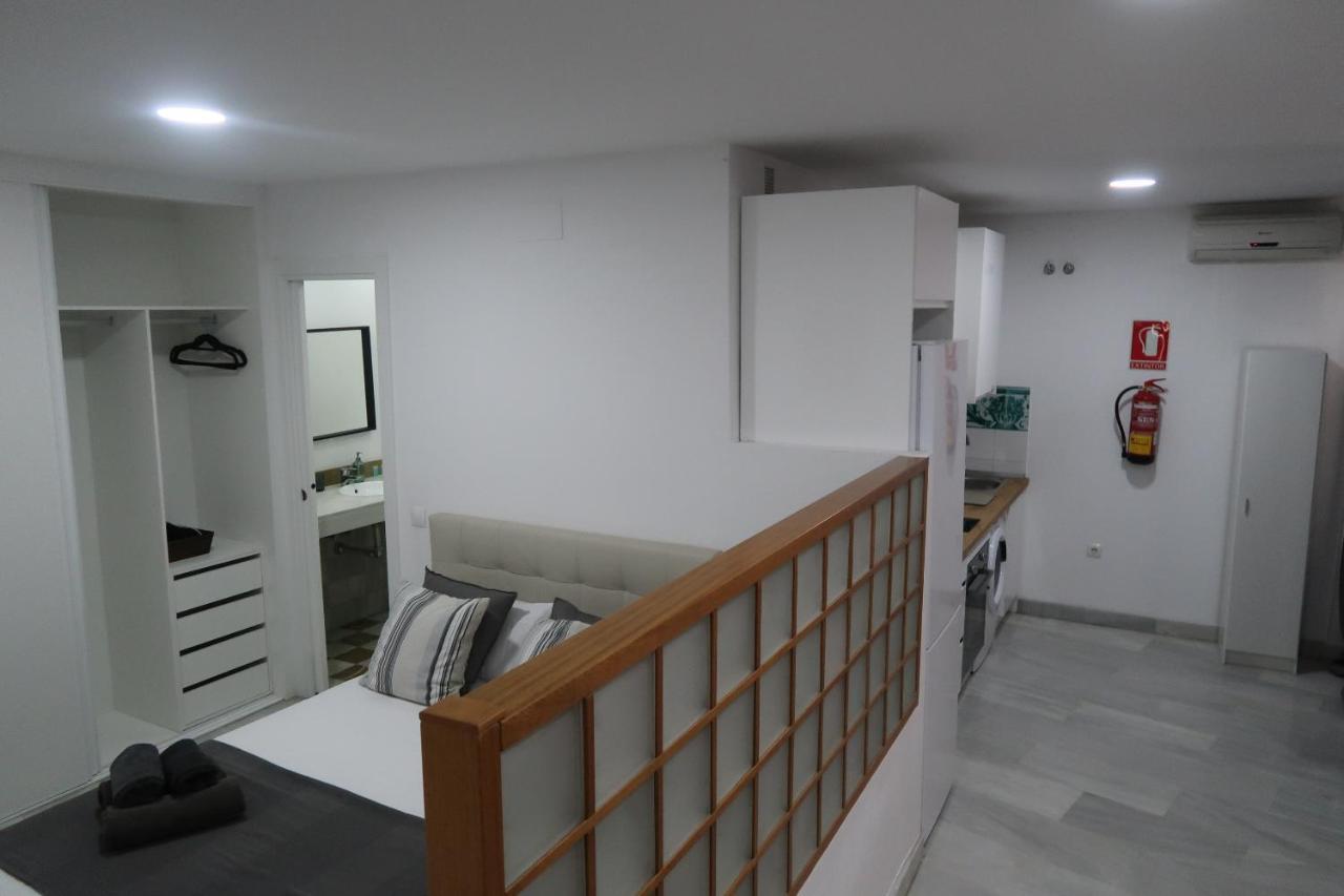 J & E Malaga Center Apartamentos Екстериор снимка