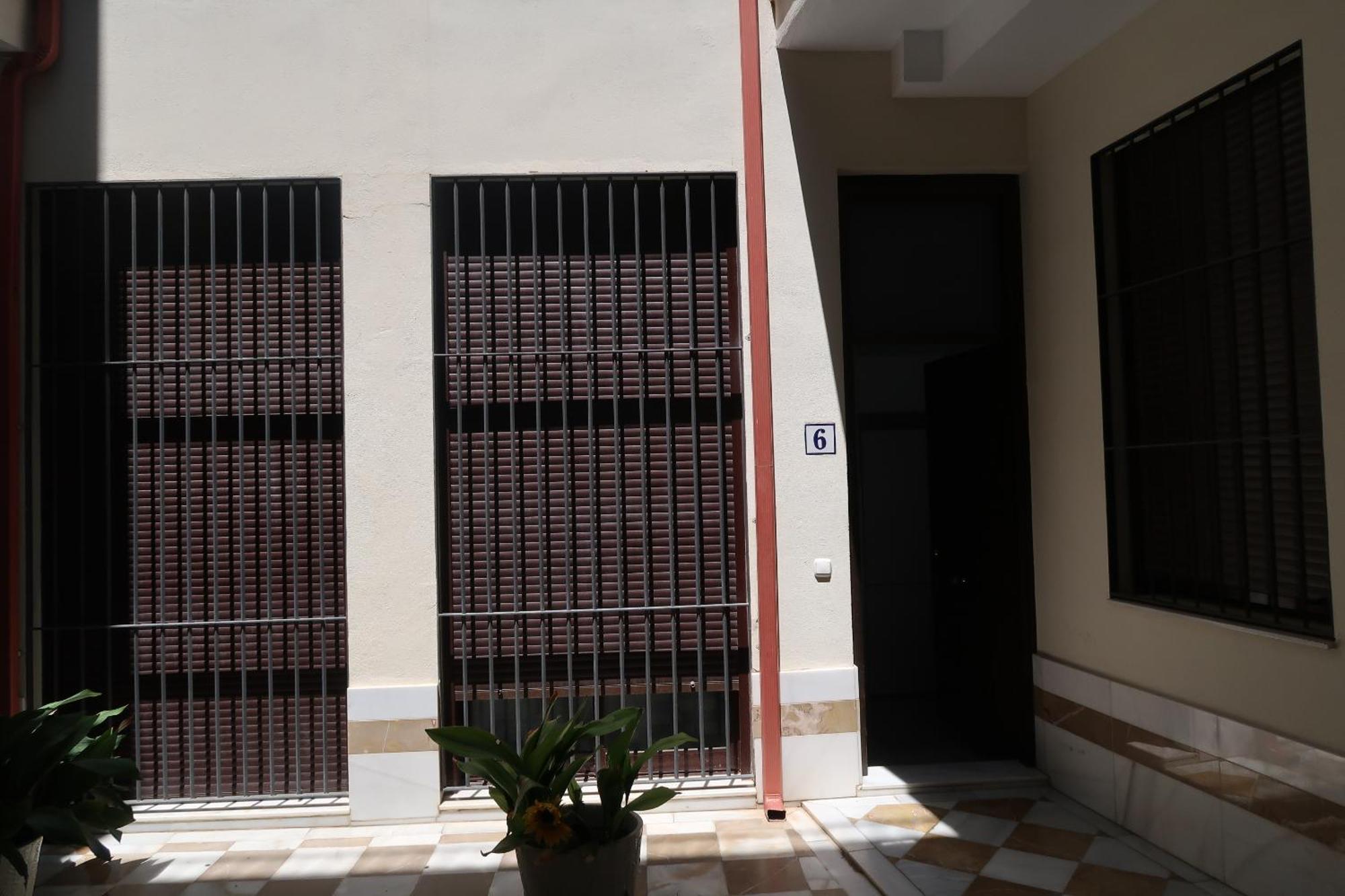J & E Malaga Center Apartamentos Екстериор снимка