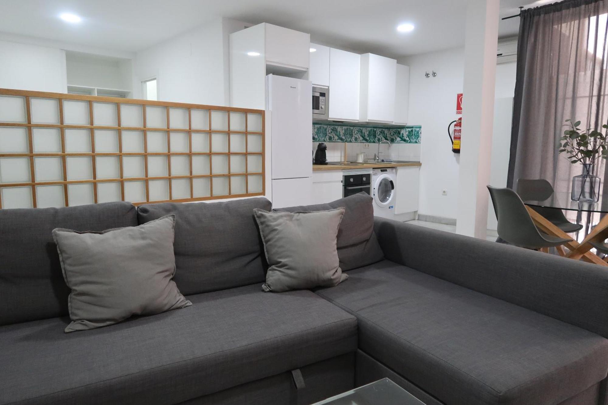 J & E Malaga Center Apartamentos Екстериор снимка